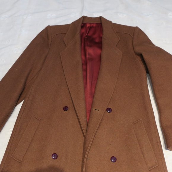 Kaid Long Coat - Picture 4 of 8